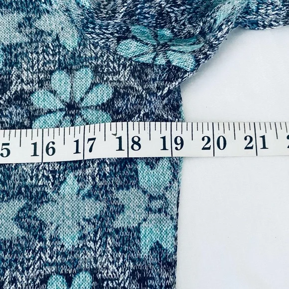 Wallflower Blue Floral Long Sleeve Tee - Picture 7 of 9